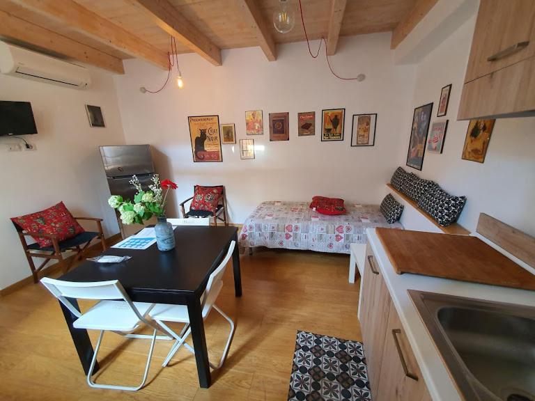 Arco Della Neve Guest House Бари Экстерьер фото
