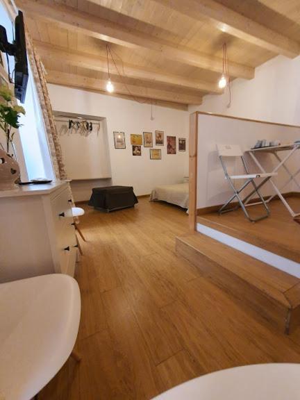 Arco Della Neve Guest House Бари Экстерьер фото
