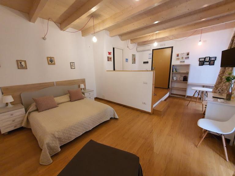 Arco Della Neve Guest House Бари Экстерьер фото