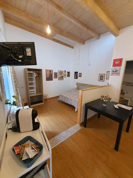 Arco Della Neve Guest House Бари Экстерьер фото