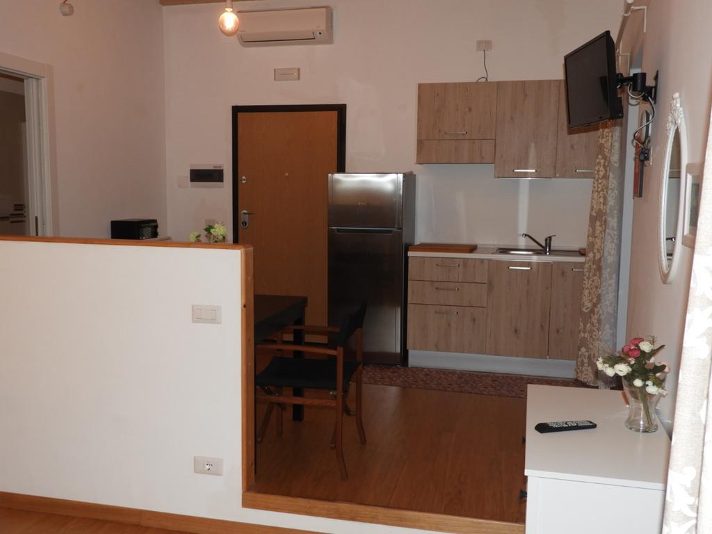 Arco Della Neve Guest House Бари Экстерьер фото