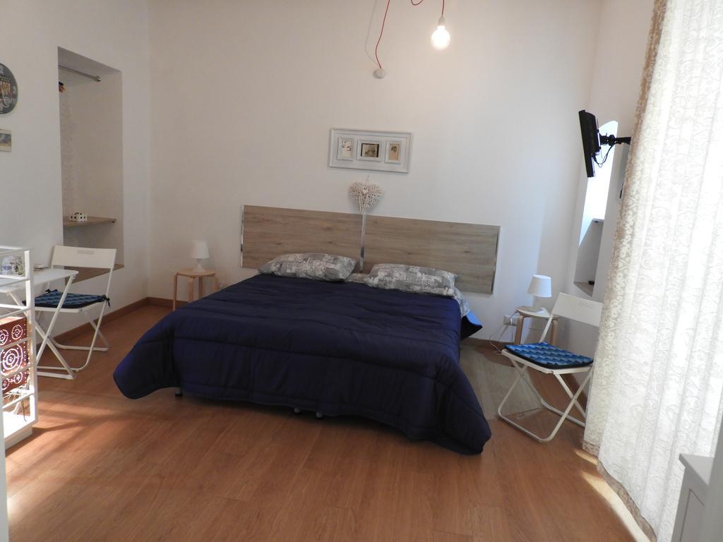 Arco Della Neve Guest House Бари Экстерьер фото