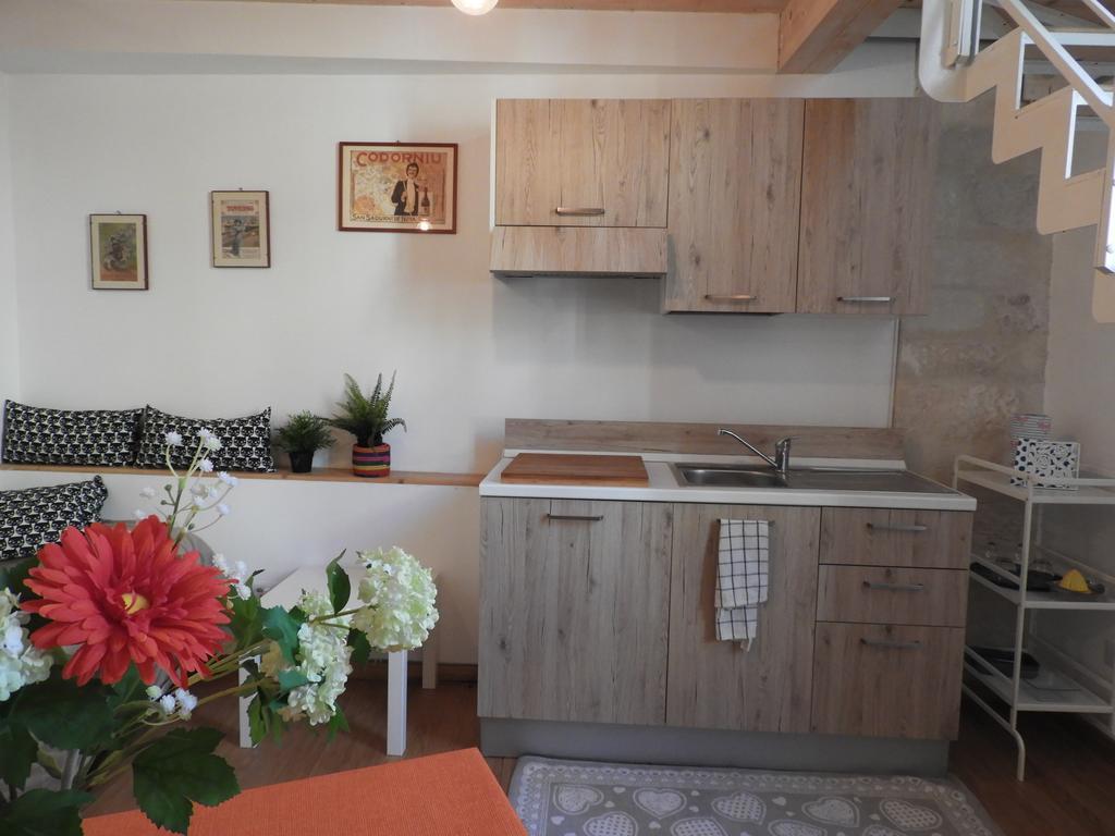 Arco Della Neve Guest House Бари Экстерьер фото