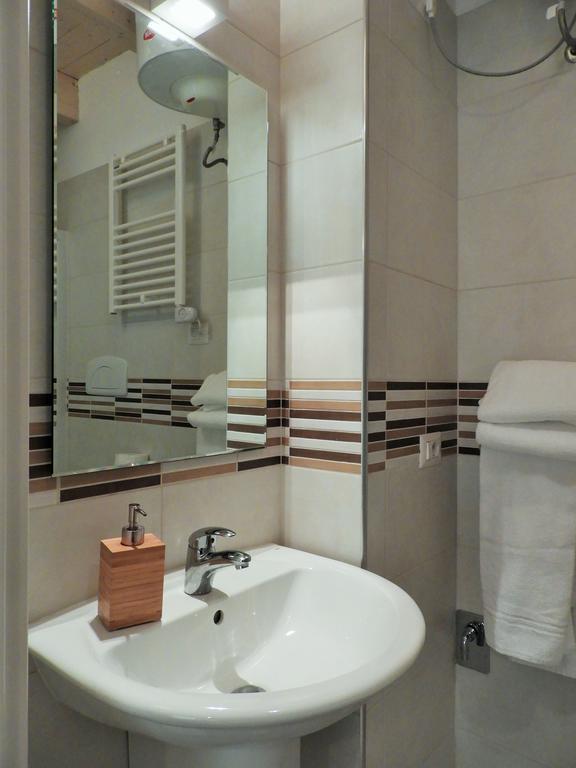 Arco Della Neve Guest House Бари Экстерьер фото