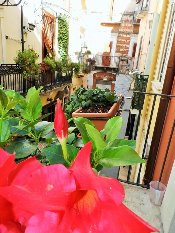 Arco Della Neve Guest House Бари Экстерьер фото