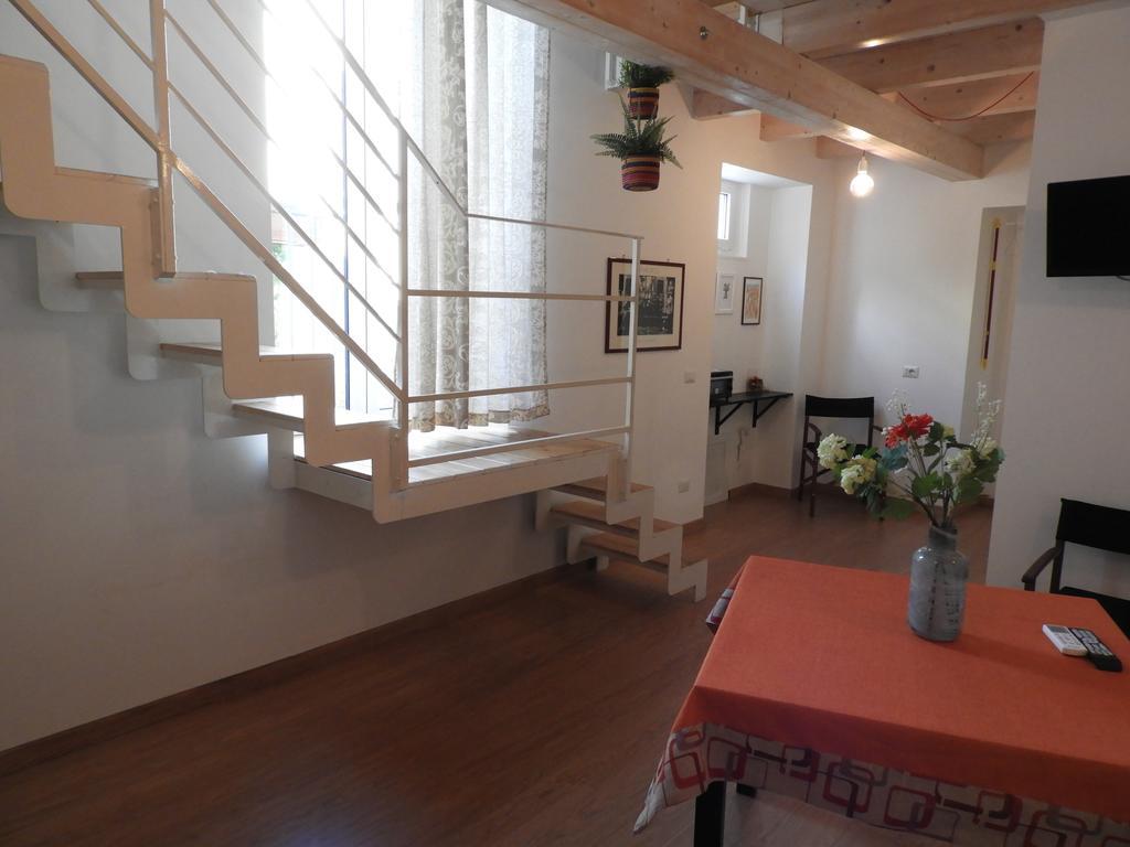 Arco Della Neve Guest House Бари Экстерьер фото